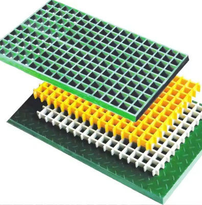 38x38mm FRP 격리 태양광 패널 지붕 위 걸음보로 플라스틱 바닥 격리 잎 패널